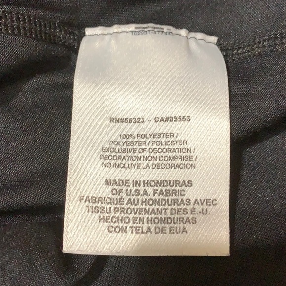 Nike v Neck Tee EUC - Picture 6 of 8